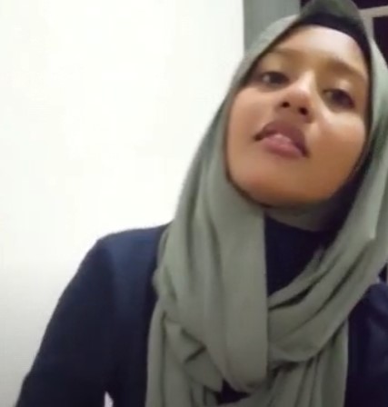 Viral ABG Hijab Tutorial Wiwik Sampe Muntah Di Dalam Top Trending Global Indonesia 2025
